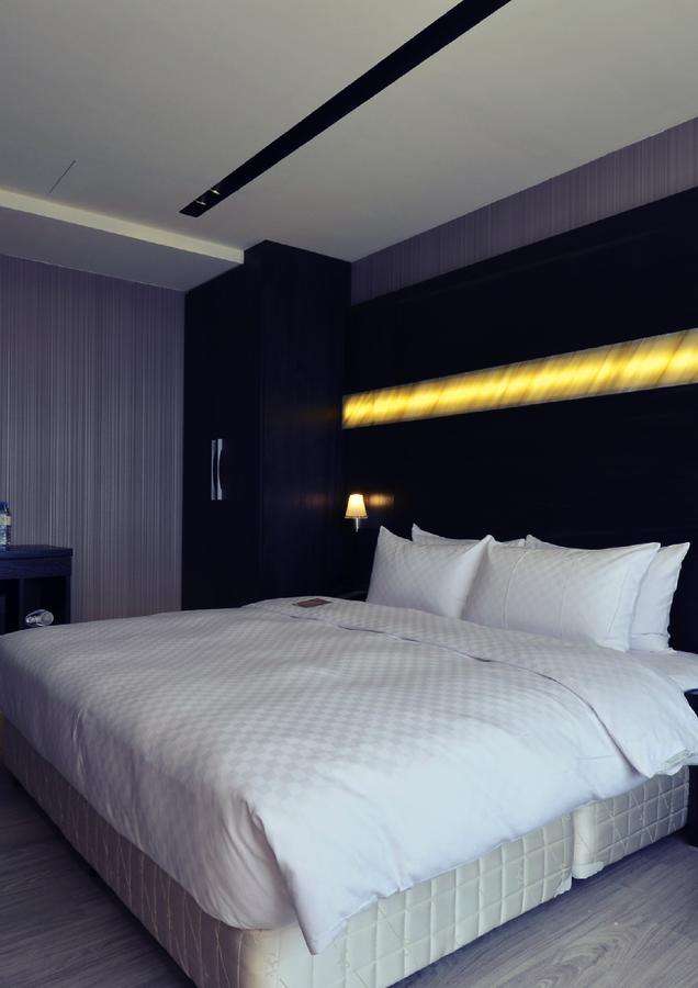 Hotel Cube Тайджун Екстериор снимка