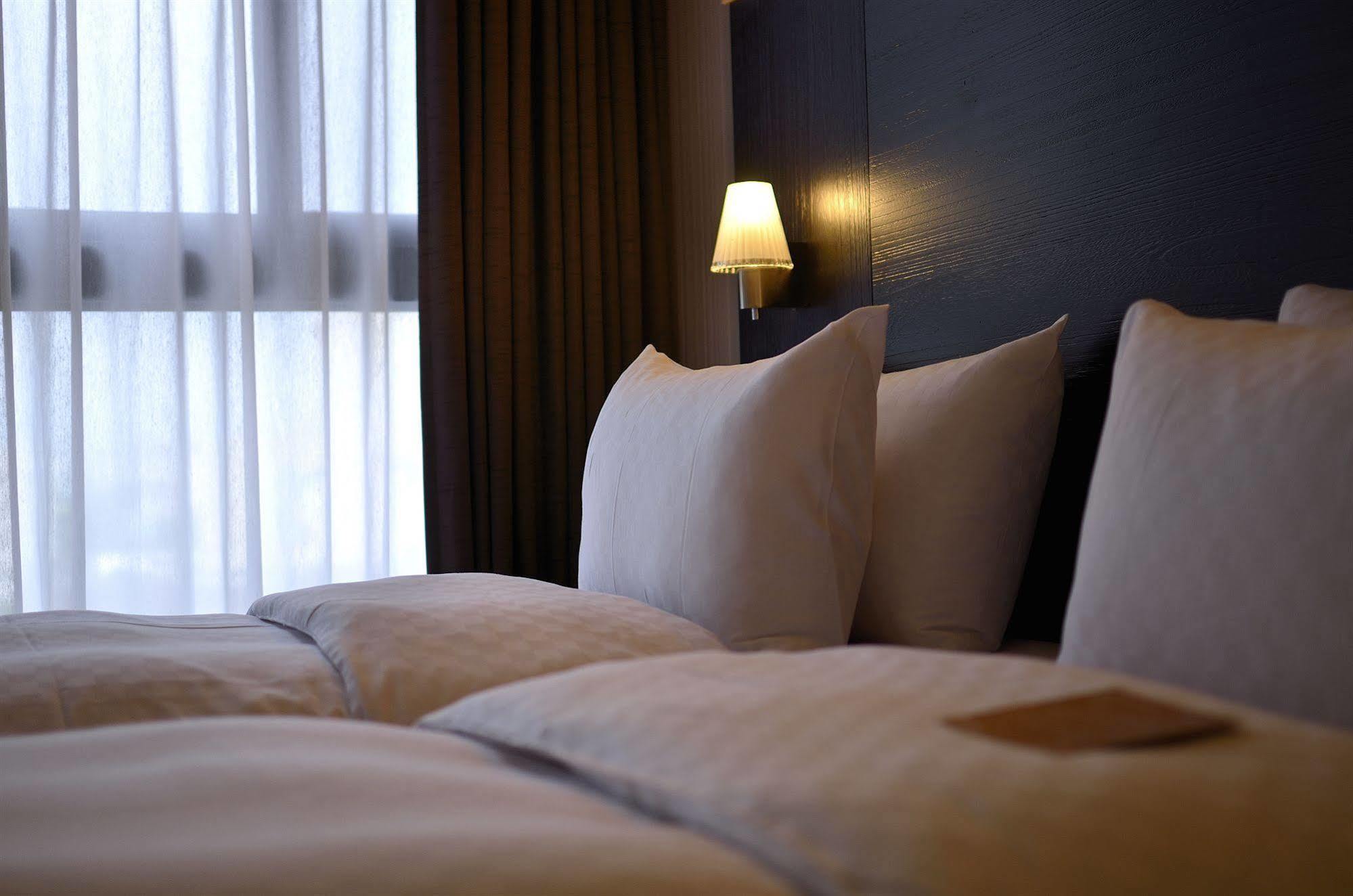 Hotel Cube Тайджун Екстериор снимка